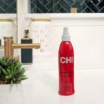 CHI 44 Iron Guard Thermal Protection Spray for Hair, Heat Damage Shield with Ceramic Minerals, Lightweight Styling Spray, Frizz Control & Shine Enhancer, 8 Fl Oz - Image 3
