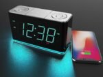 Emerson Smartset Alarm Clock Radio with Bluetooth Speaker with USB Port for iPhone/iPad/iPod/Android and Tablets, 1.4" Cyan LED Display and Night Light, ER100301 - Image 8